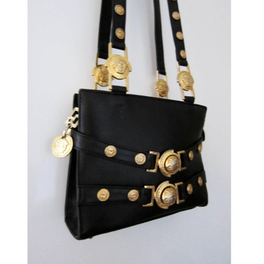 Gianni Versace Vintage Couture Black Gold Medusa Chain Mini bag - Picture 2 of 13